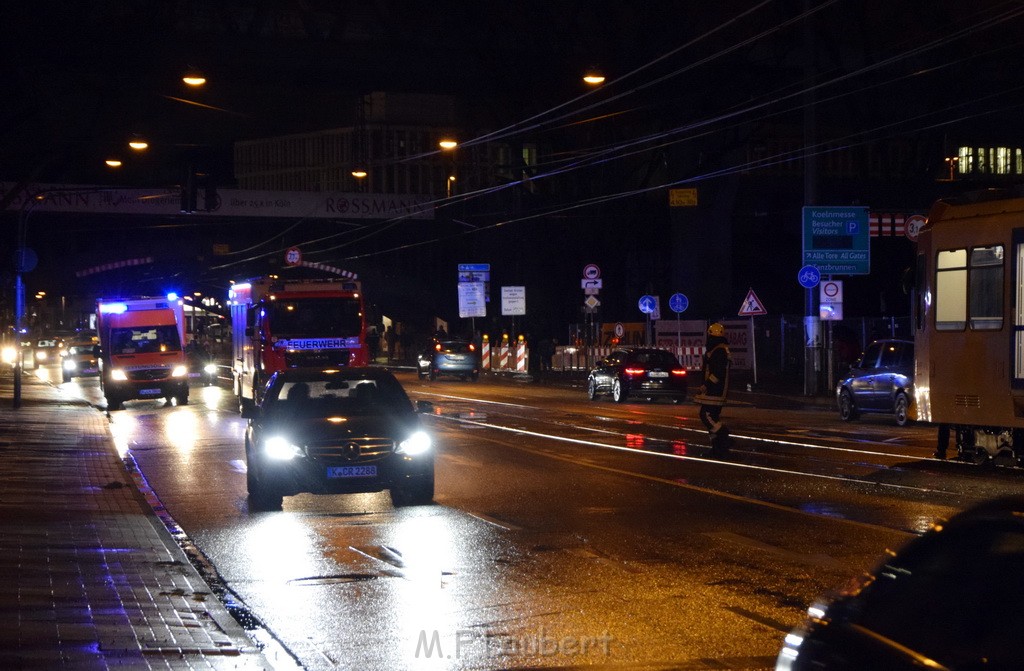 VU PKW Strab Koeln Deutz Deutz Muelheimerstr P10.JPG - Miklos Laubert